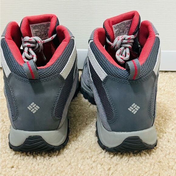 NWT Columbia Women's Crestwood™ Mid Waterproof Hiking Shoe in Graphite Sz 7.5 - Picture 7 of 11